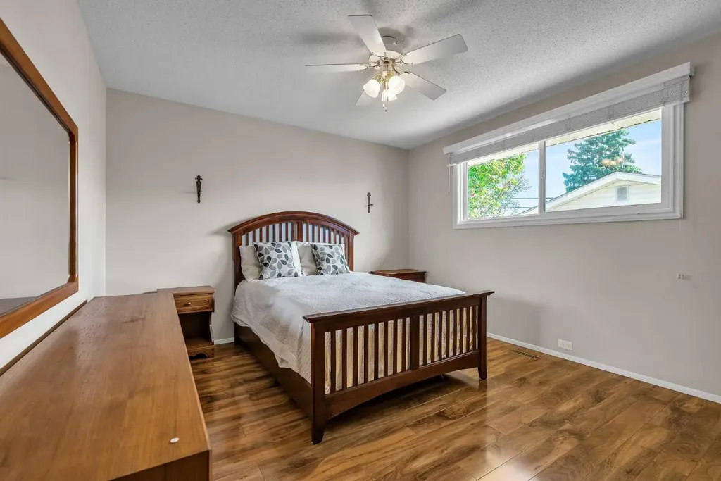 99 Huntford Road NE Calgary AB T2K 3Z1