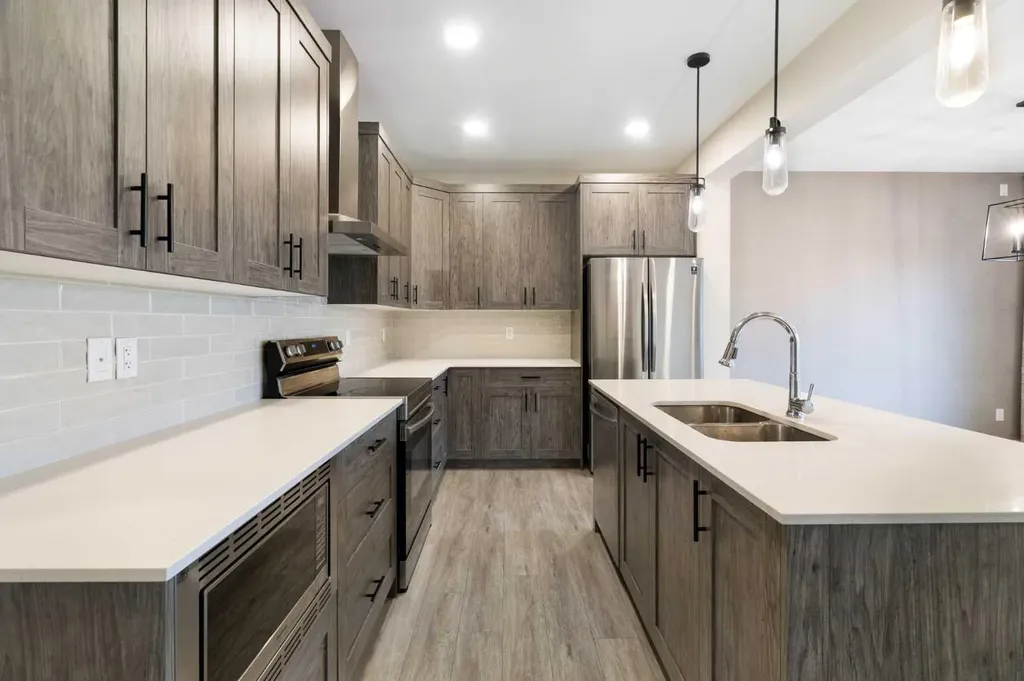 15 Homestead Close NE Calgary AB T3J 2H2