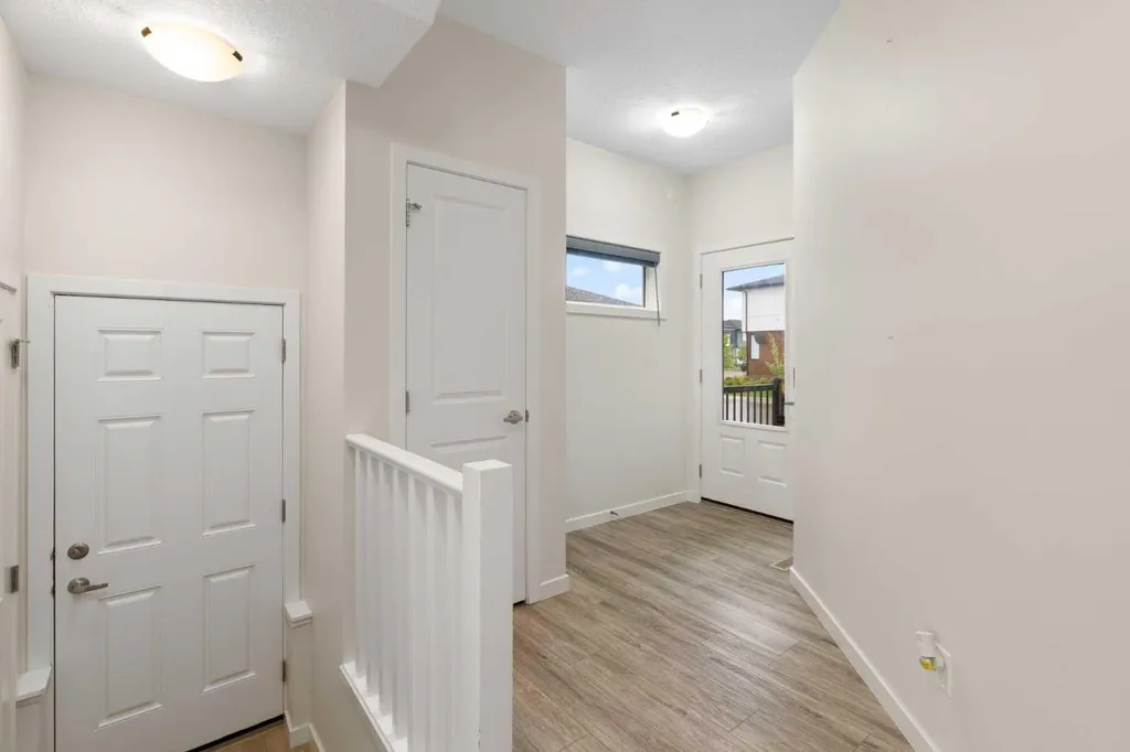 15 Homestead Close NE Calgary AB T3J 2H2