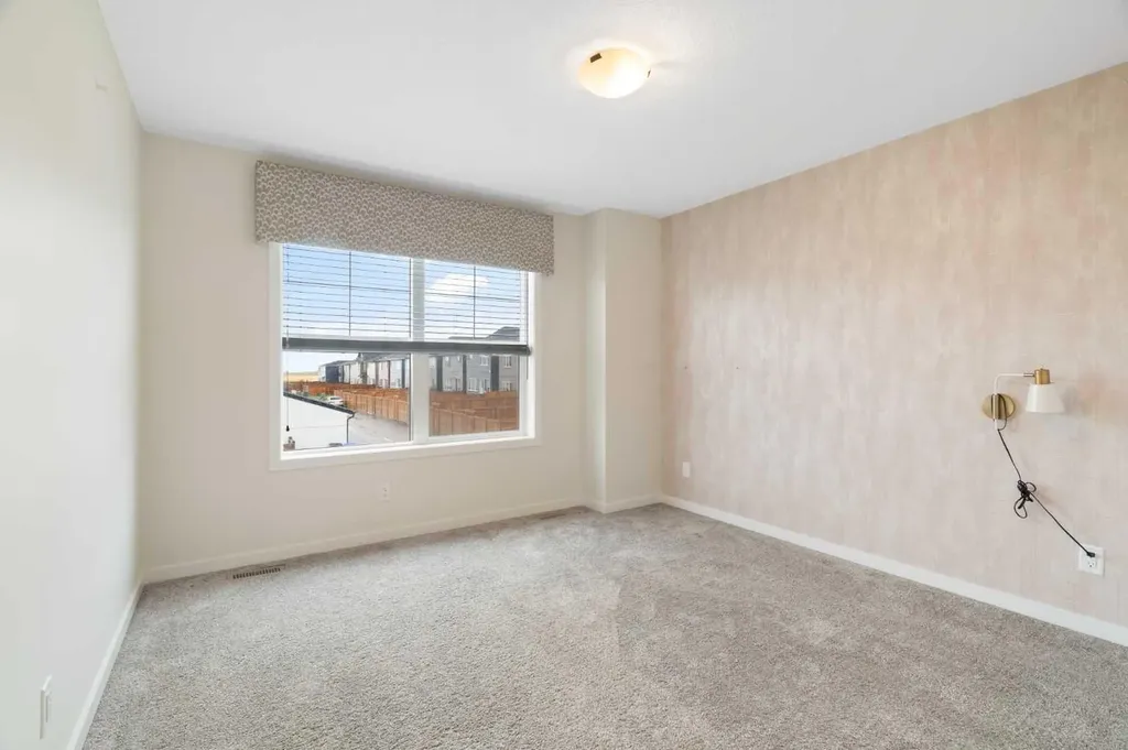 15 Homestead Close NE Calgary AB T3J 2H2