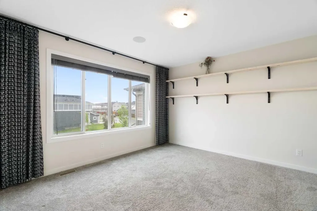 15 Homestead Close NE Calgary AB T3J 2H2