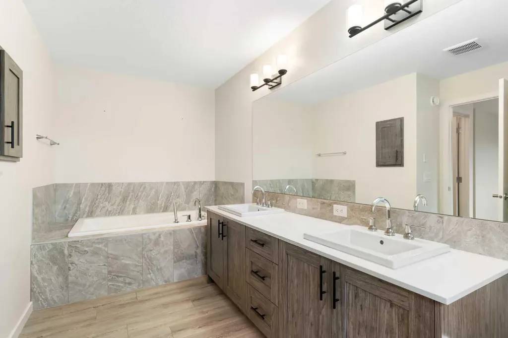 15 Homestead Close NE Calgary AB T3J 2H2
