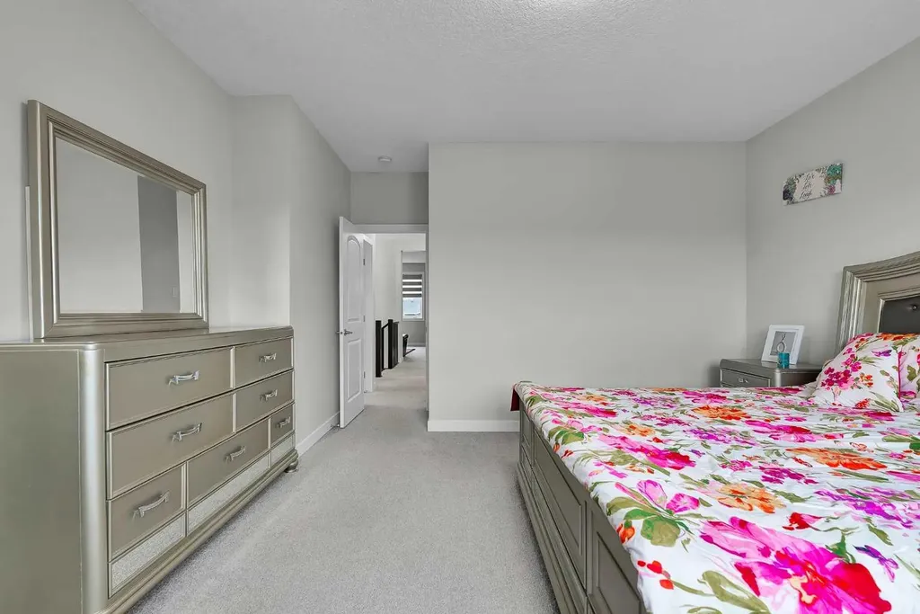 55 Walden Place SE Calgary AB T2X 1Y5