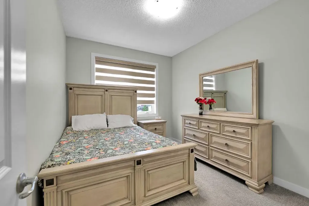 55 Walden Place SE Calgary AB T2X 1Y5