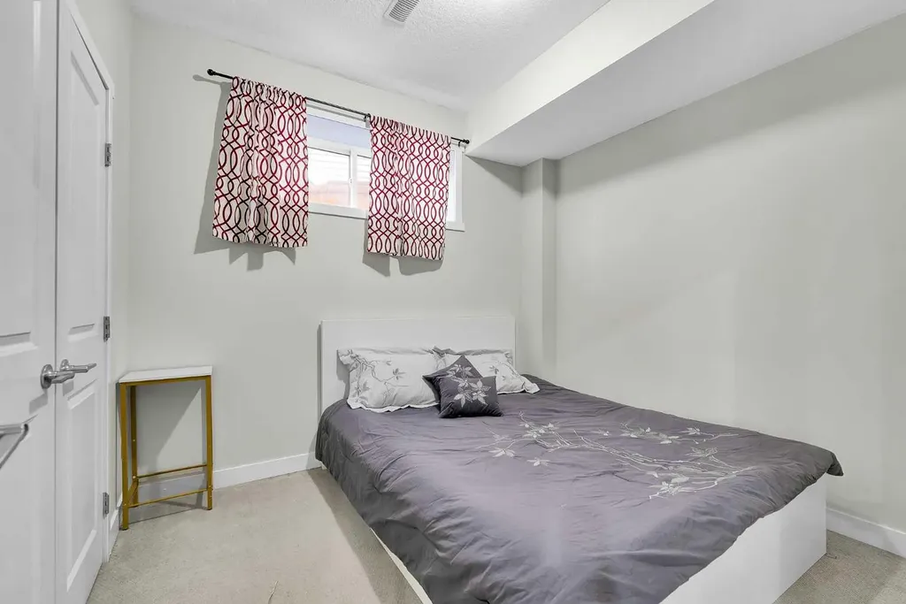 55 Walden Place SE Calgary AB T2X 1Y5