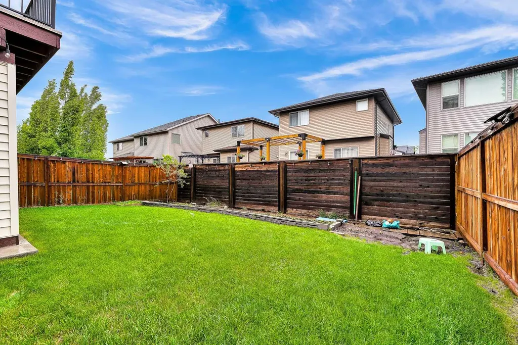 55 Walden Place SE Calgary AB T2X 1Y5