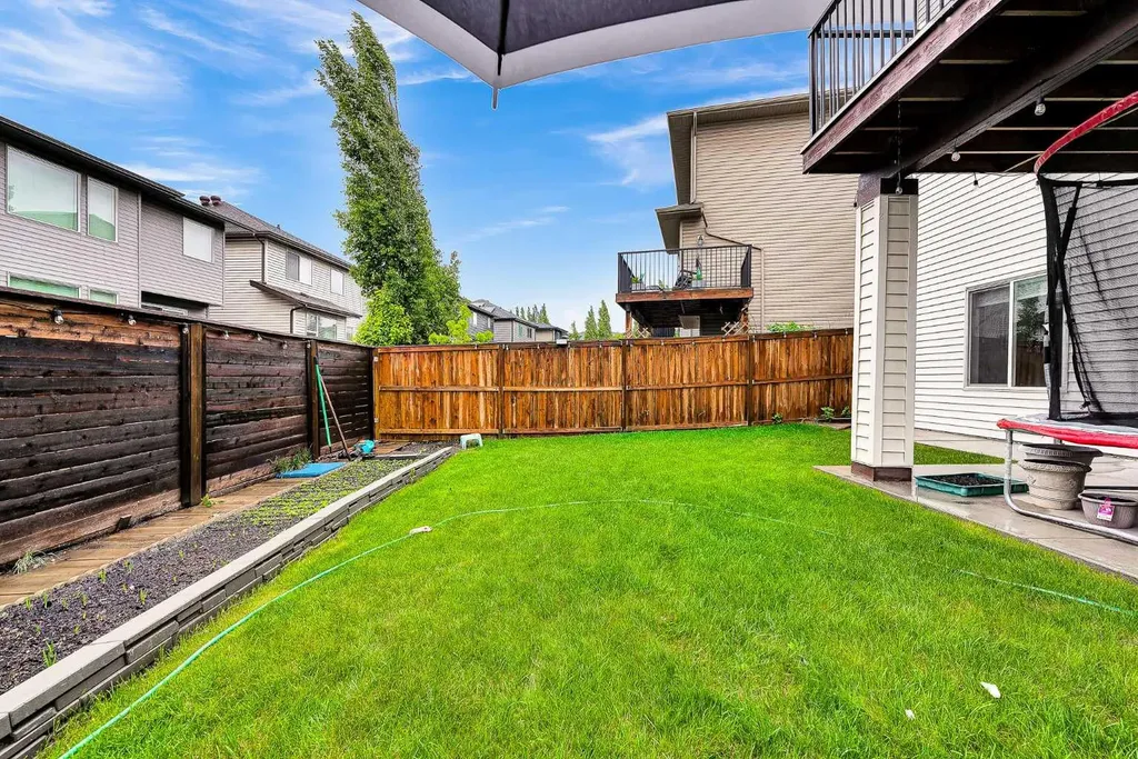 55 Walden Place SE Calgary AB T2X 1Y5