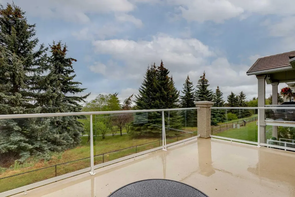 4592 Hamptons Way NW Calgary AB T3A6B6