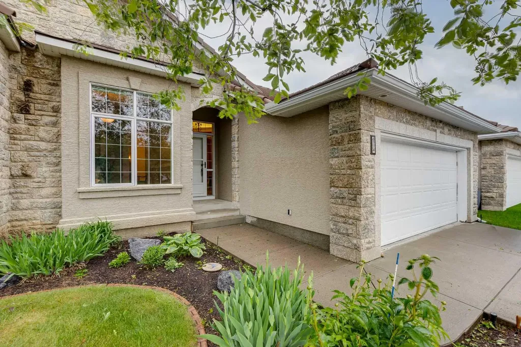 4592 Hamptons Way NW Calgary AB T3A6B6