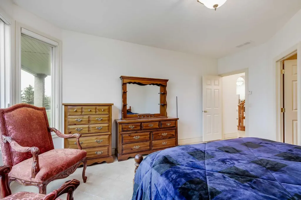 4592 Hamptons Way NW Calgary AB T3A6B6