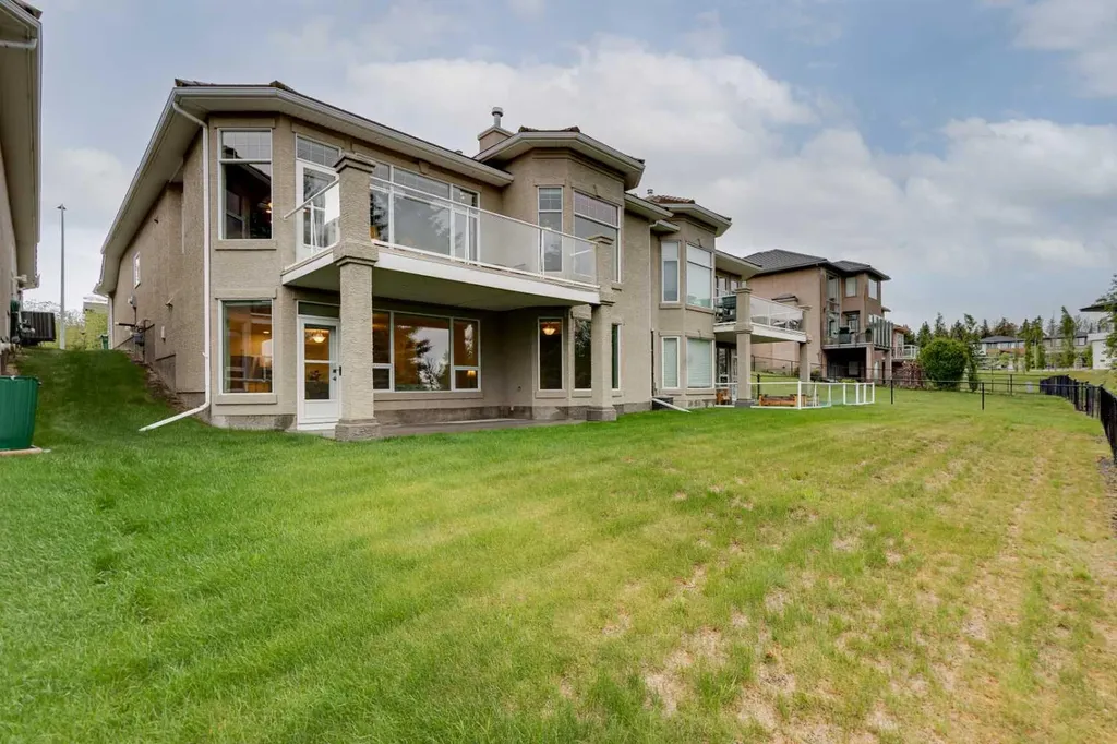 4592 Hamptons Way NW Calgary AB T3A6B6