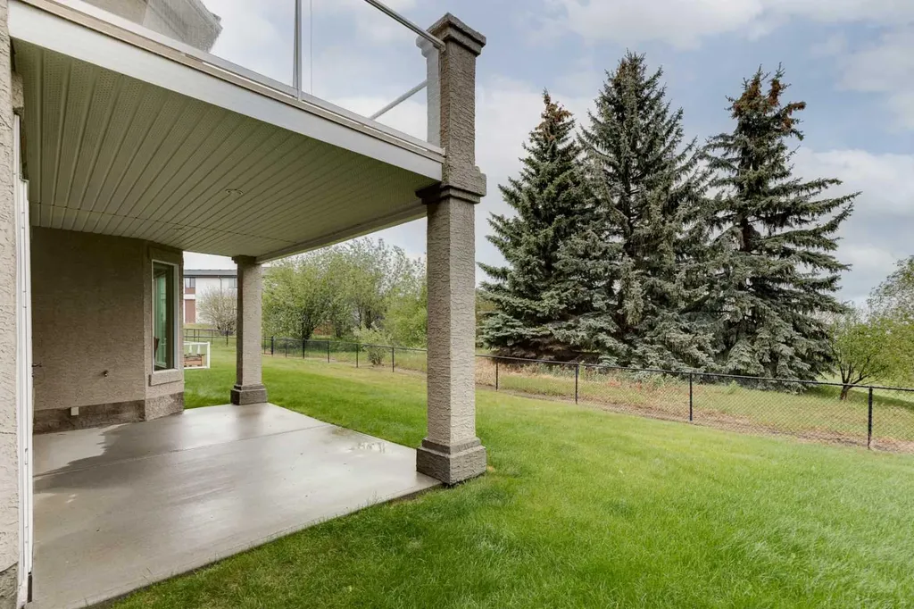 4592 Hamptons Way NW Calgary AB T3A6B6