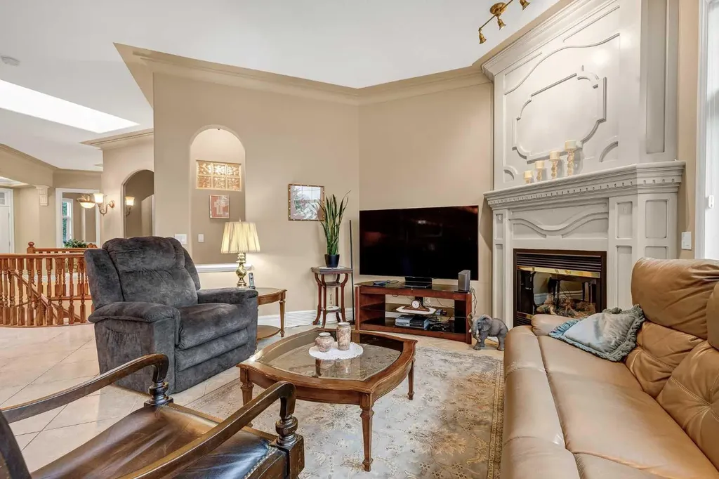 4592 Hamptons Way NW Calgary AB T3A6B6
