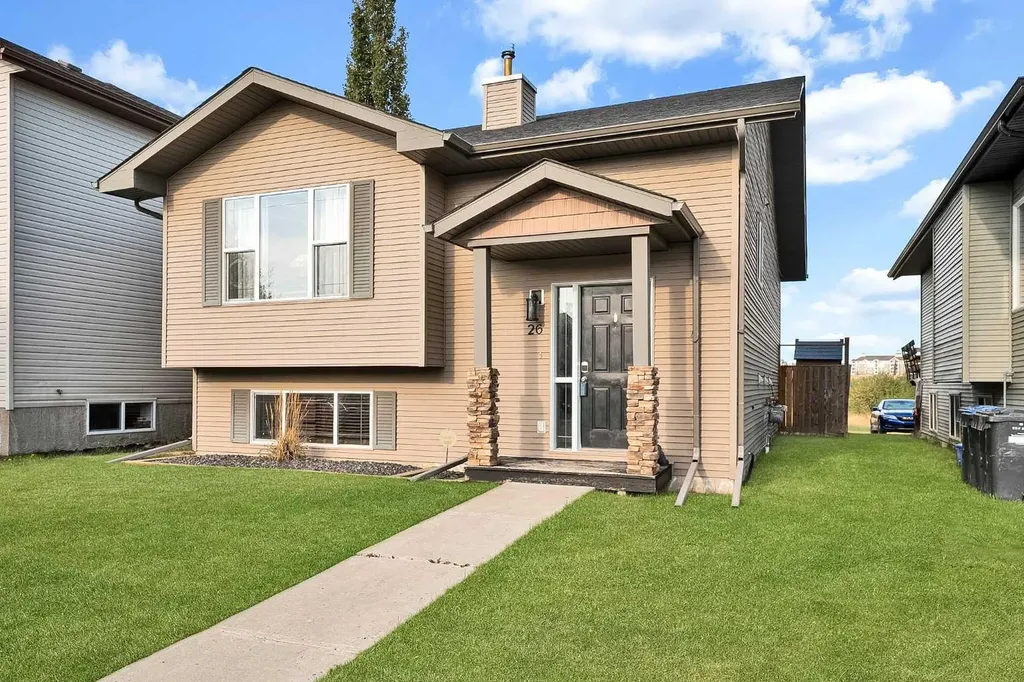 26 Lucky Place Sylvan Lake AB T4S 0A9