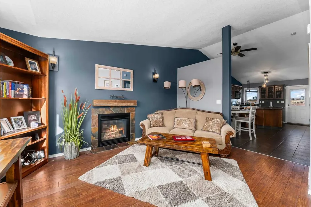 26 Lucky Place Sylvan Lake AB T4S 0A9