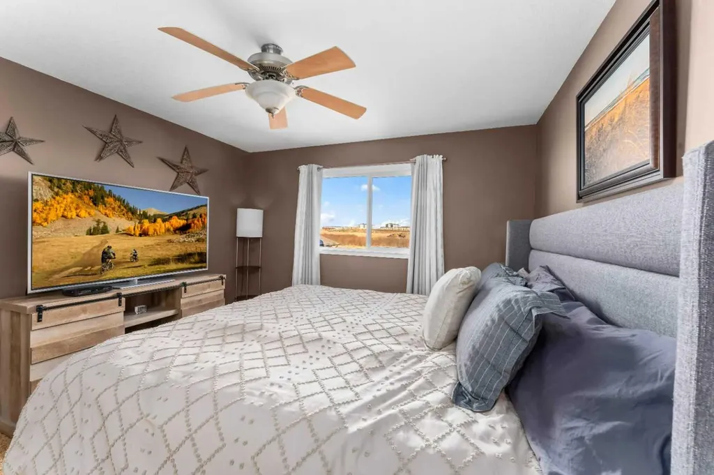 26 Lucky Place Sylvan Lake AB T4S 0A9