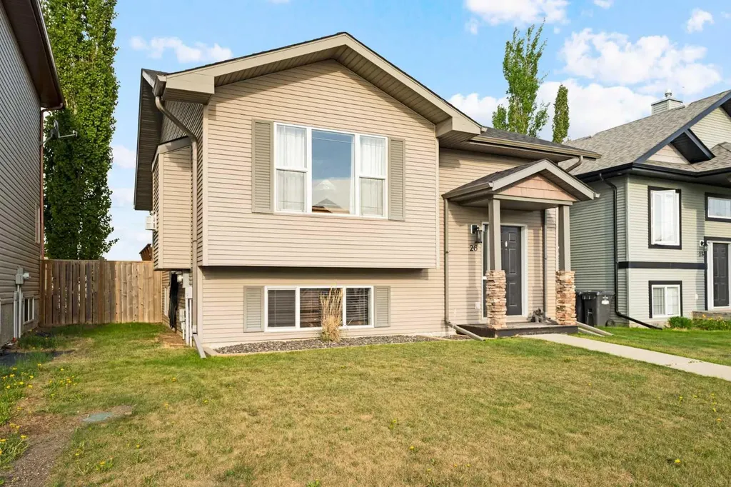 26 Lucky Place Sylvan Lake AB T4S 0A9