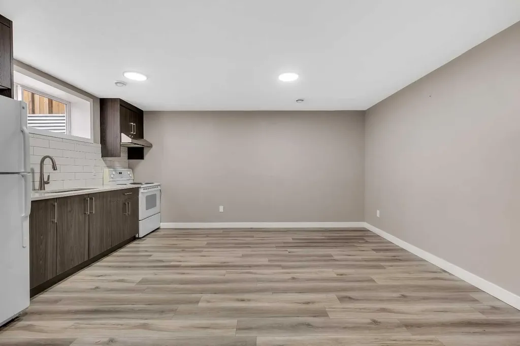 262 Hillcrest Heights SW Airdrie AB T4B3Z2