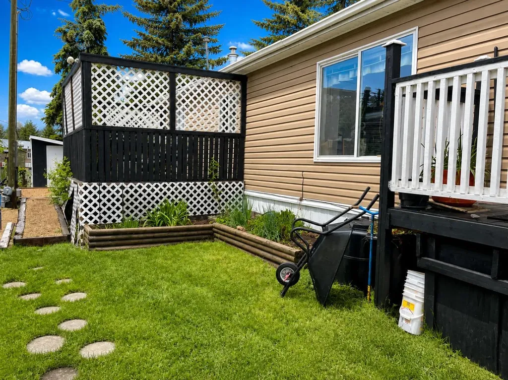 49 Lake Trail Estates Bentley AB T0C 2J0