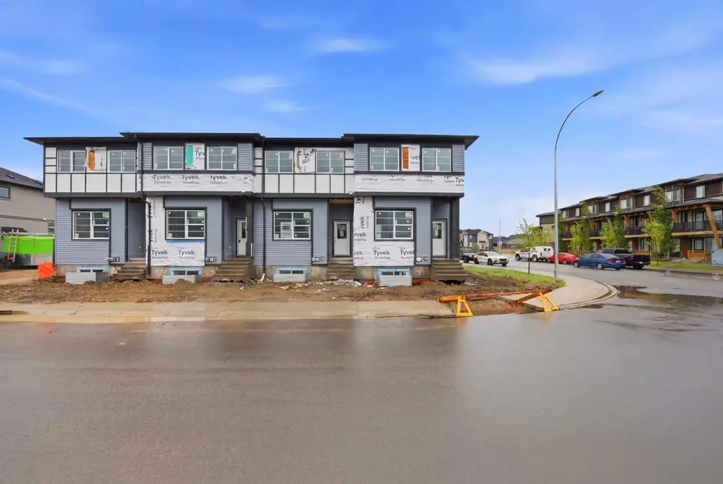 13 Savanna Place NE Calgary AB T3J 5P9