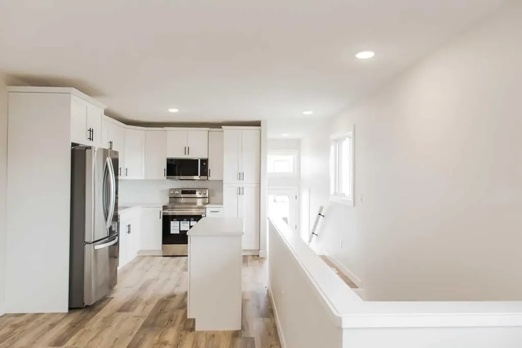 9505 114 Avenue Clairmont AB T8X 0W7