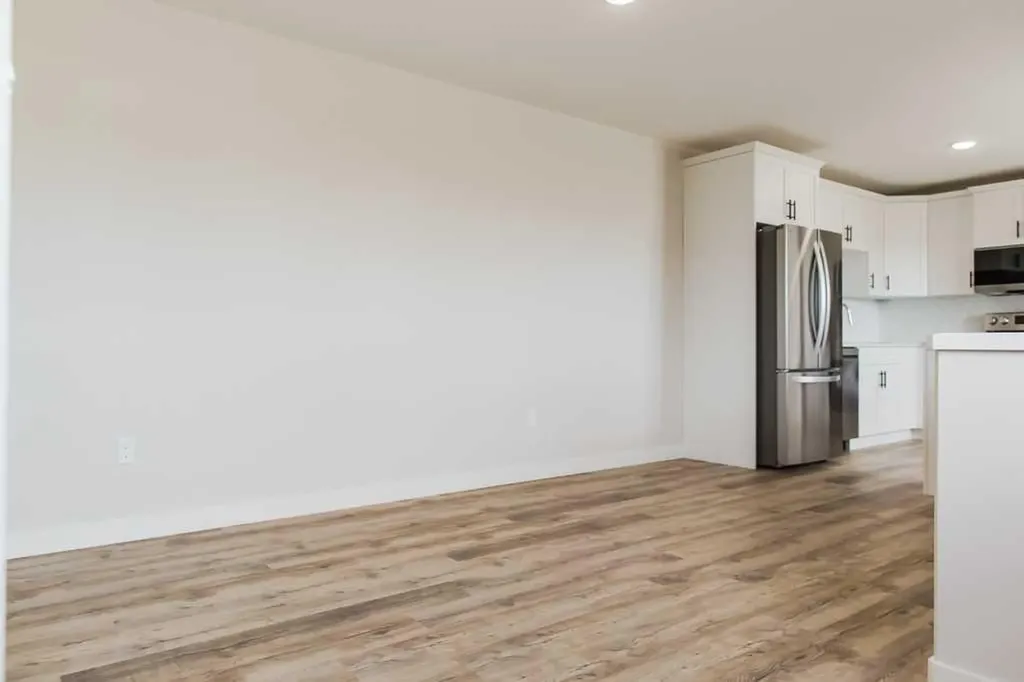 9505 114 Avenue Clairmont AB T8X 0W7