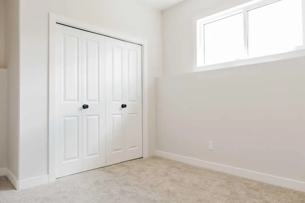 9505 114 Avenue Clairmont AB T8X 0W7