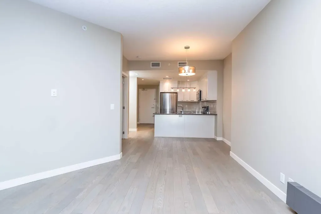 225 11 Avenue SE Calgary AB T2G 0G3