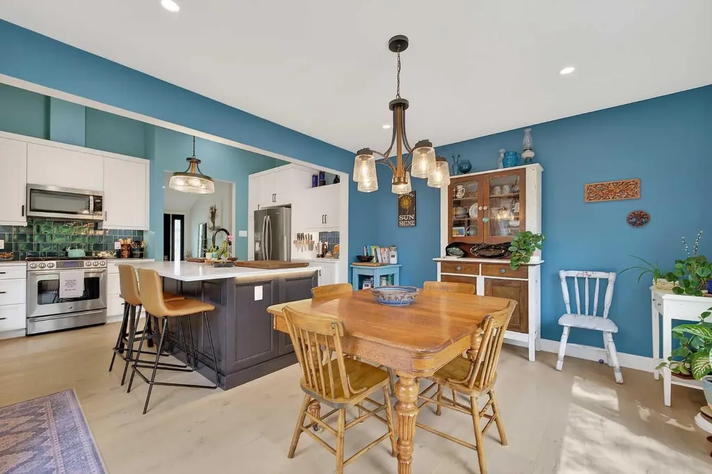 27 Bow Village Crescent NW Calgary AB T3B 4X1
