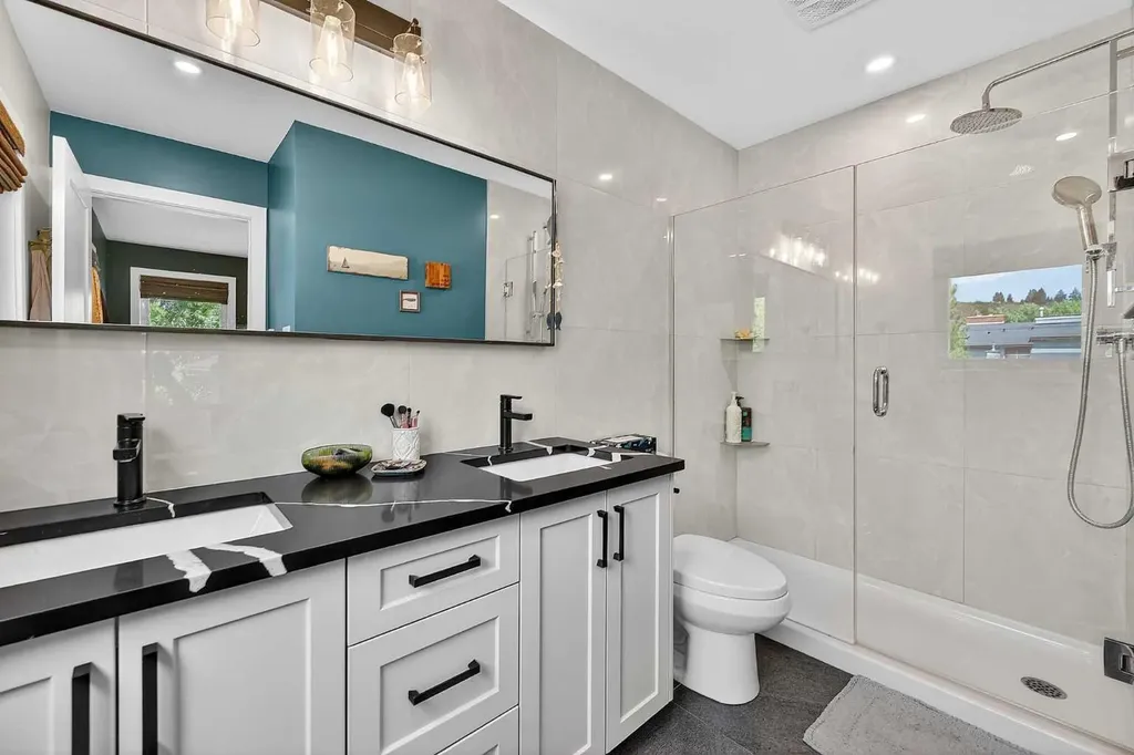 27 Bow Village Crescent NW Calgary AB T3B 4X1