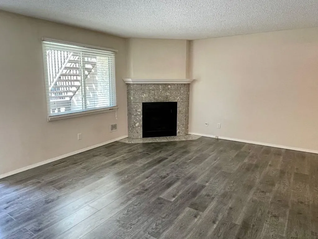81 Cedar Springs Gardens SW Calgary AB T2W 5J9