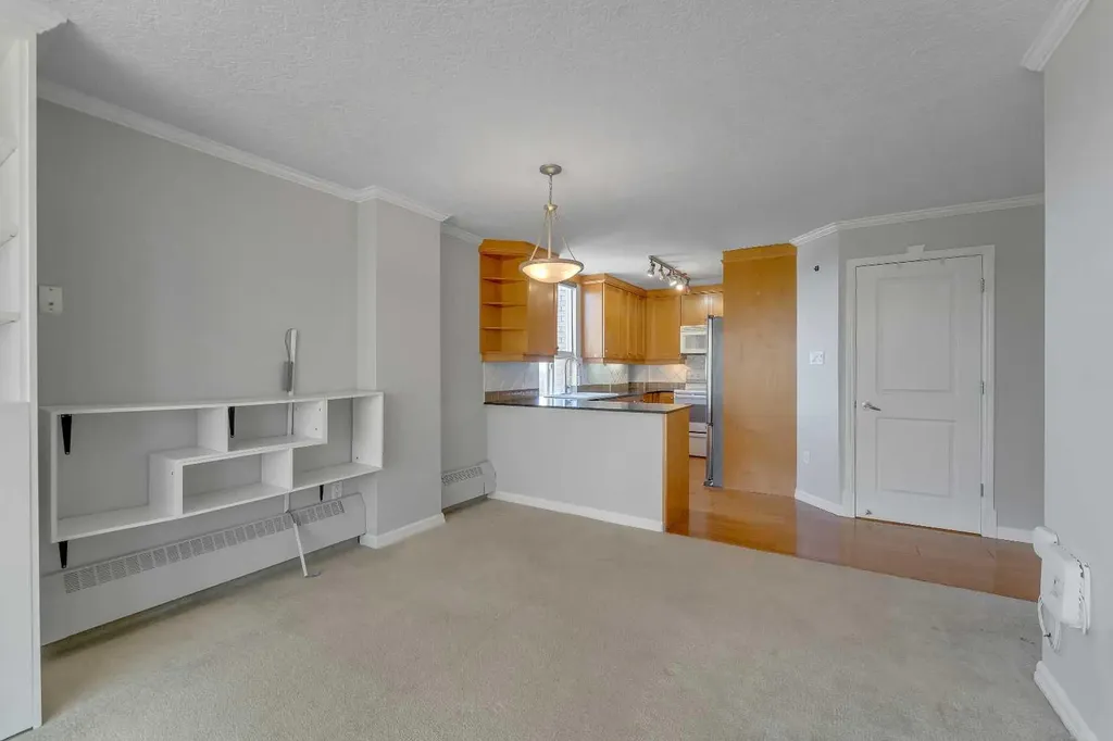 4555 Varsity Lane NW Calgary AB T3A 2V6