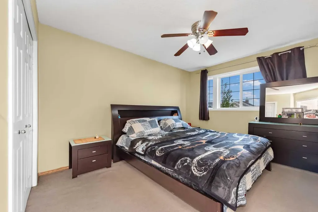 93 Saddleback Road NE Calgary AB T3J4K5