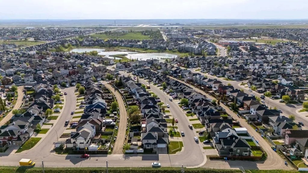 93 Saddleback Road NE Calgary AB T3J4K5