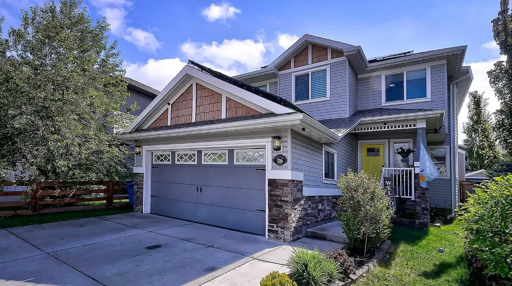 116 Kingsland Court SE Airdrie AB T4A 0E5