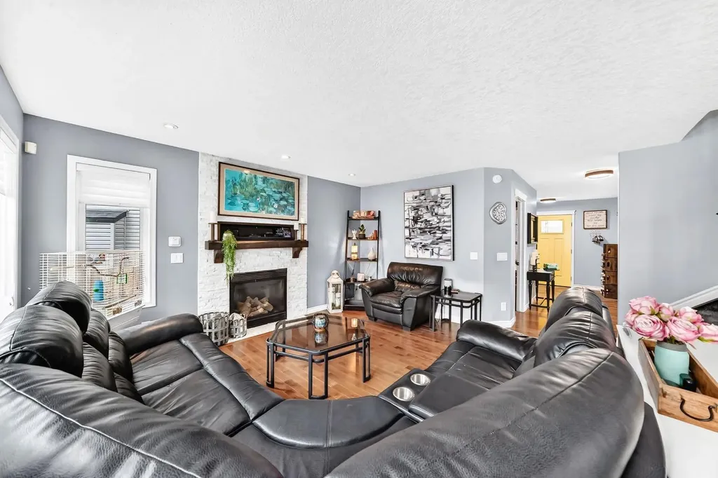 116 Kingsland Court SE Airdrie AB T4A 0E5