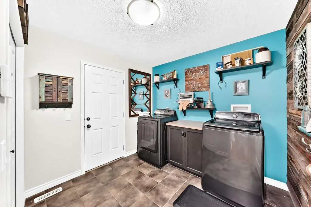 116 Kingsland Court SE Airdrie AB T4A 0E5