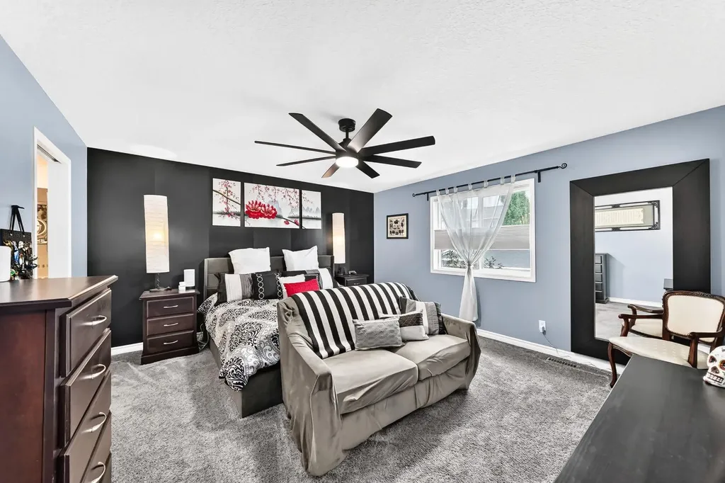 116 Kingsland Court SE Airdrie AB T4A 0E5