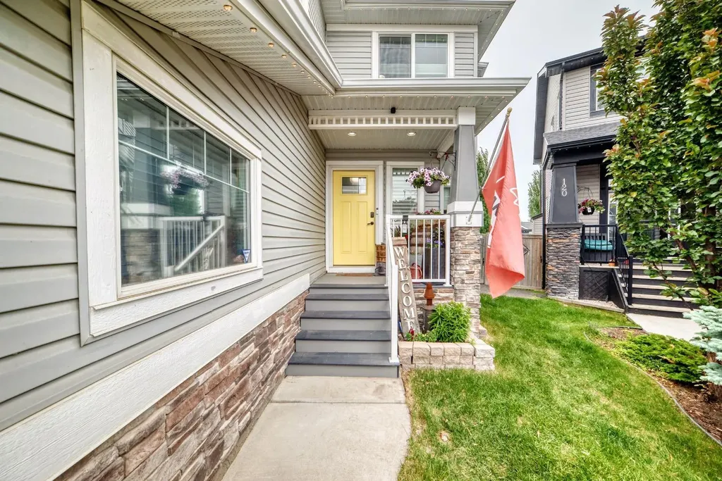 116 Kingsland Court SE Airdrie AB T4A 0E5