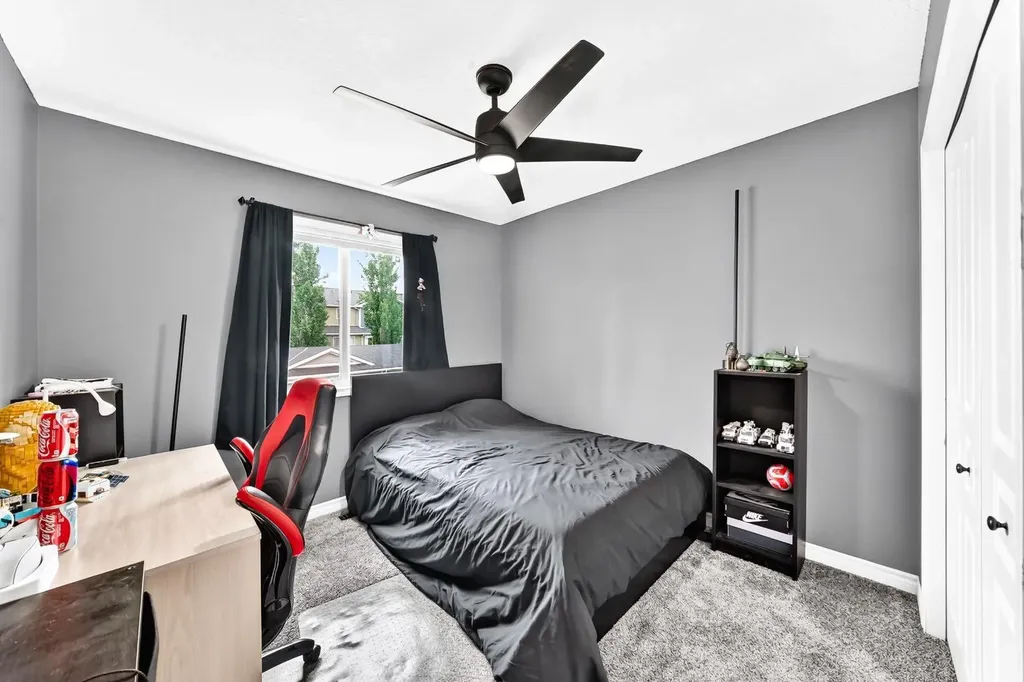 116 Kingsland Court SE Airdrie AB T4A 0E5