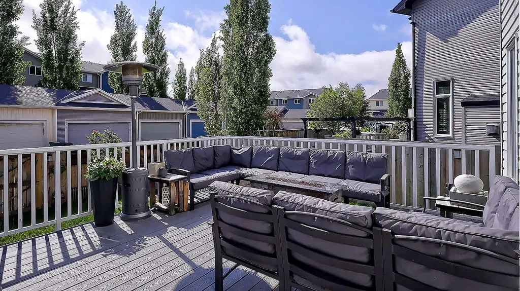 116 Kingsland Court SE Airdrie AB T4A 0E5
