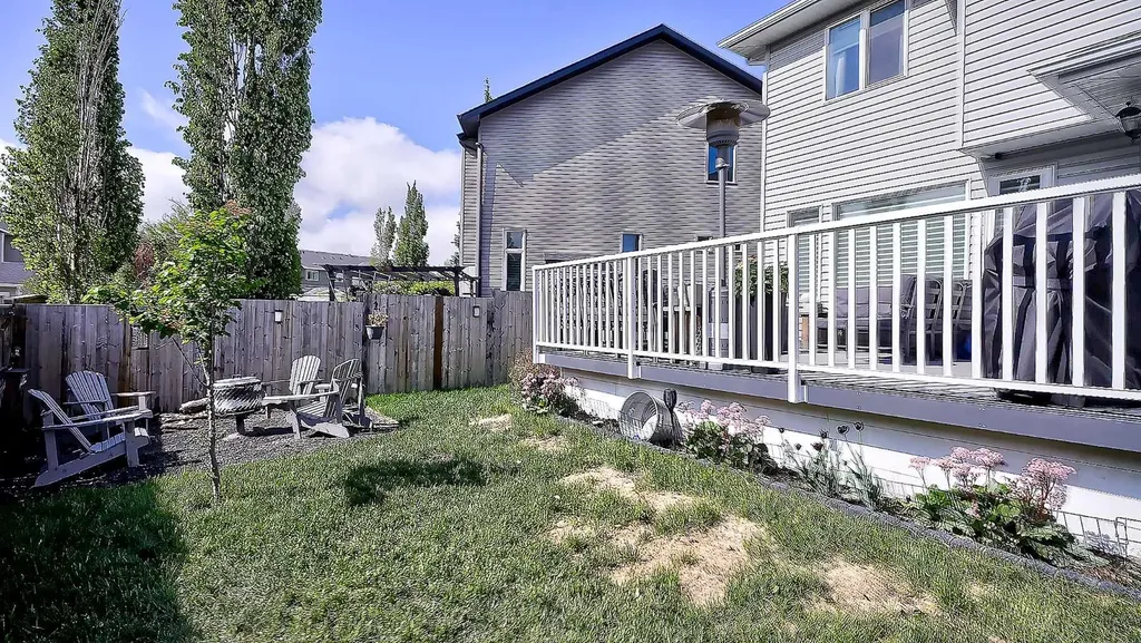 116 Kingsland Court SE Airdrie AB T4A 0E5