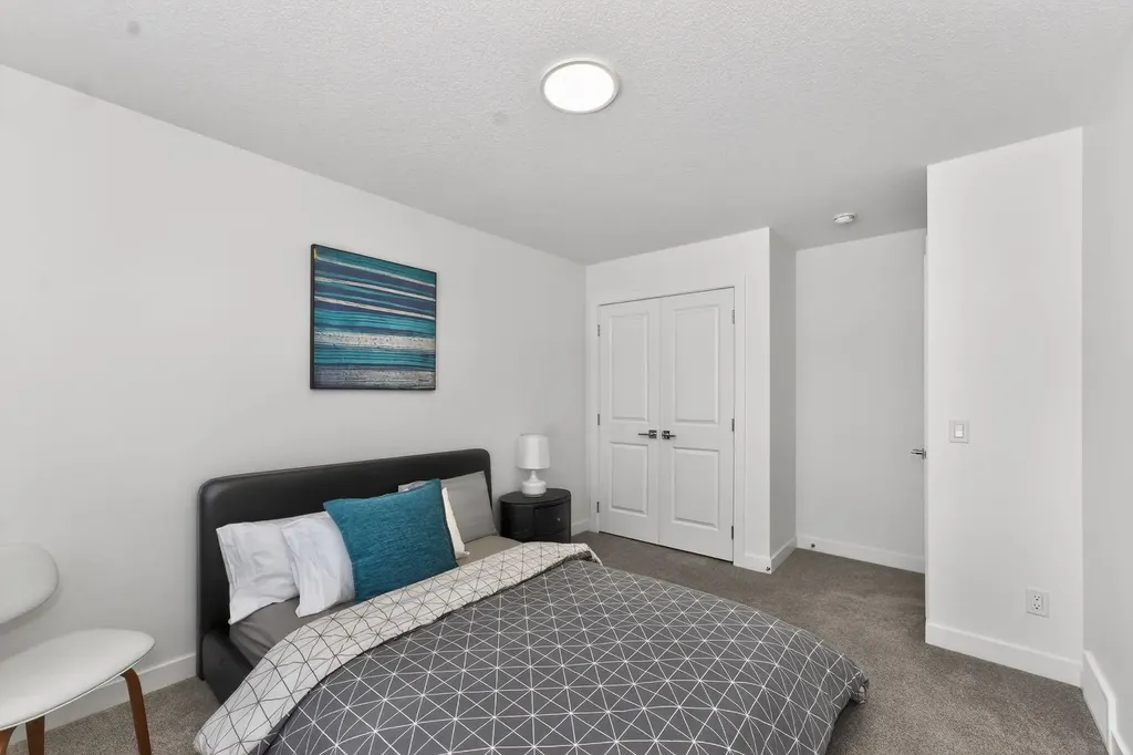 114 Southshore Court Chestermere AB T1X 2S2