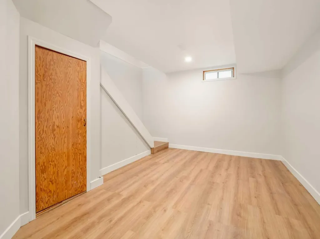1209 31a Street Lethbridge AB T1K3A1
