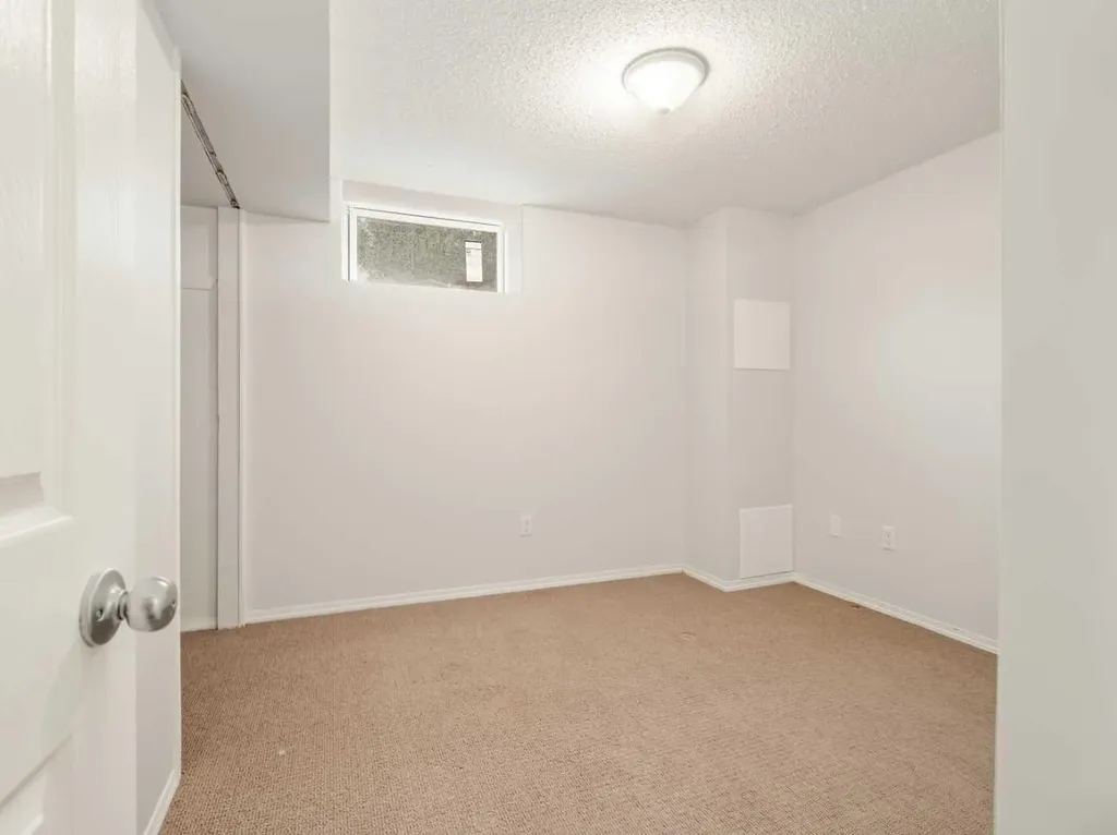 1209 31a Street Lethbridge AB T1K3A1