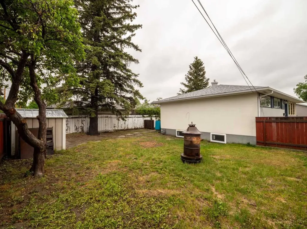 1209 31a Street Lethbridge AB T1K3A1