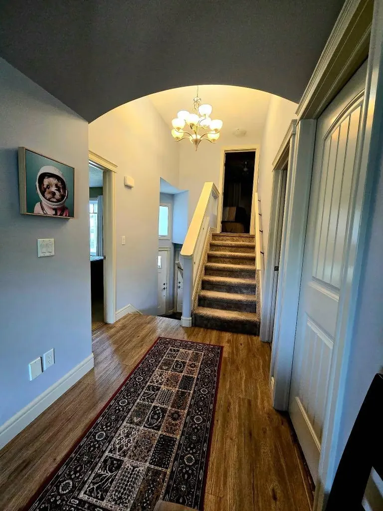 8563 69 Avenue Grande Prairie AB T8X 0C8