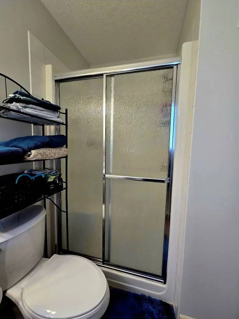 8563 69 Avenue Grande Prairie AB T8X 0C8