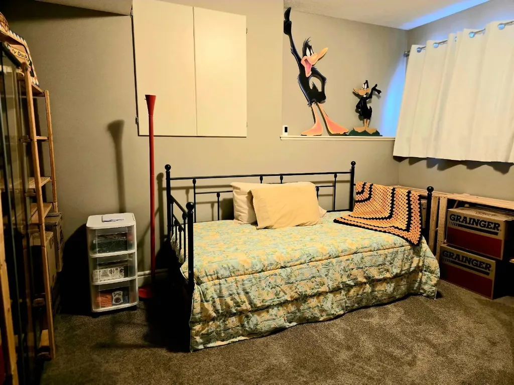 8563 69 Avenue Grande Prairie AB T8X 0C8