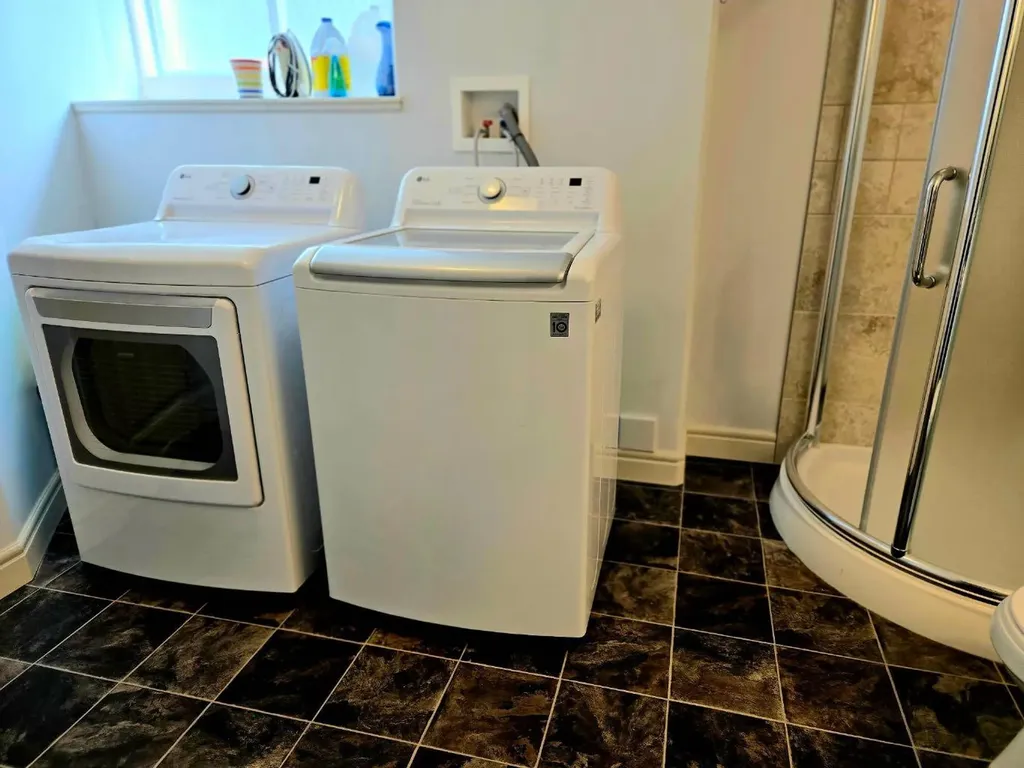 8563 69 Avenue Grande Prairie AB T8X 0C8